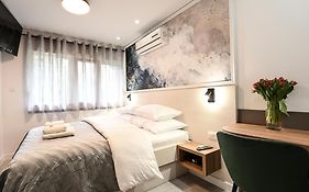 Laurea Rooms